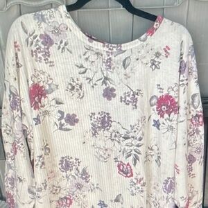 Daytrip Cream Long-Sleeve Floral Ribbed Top with Pink & Purple Flowers